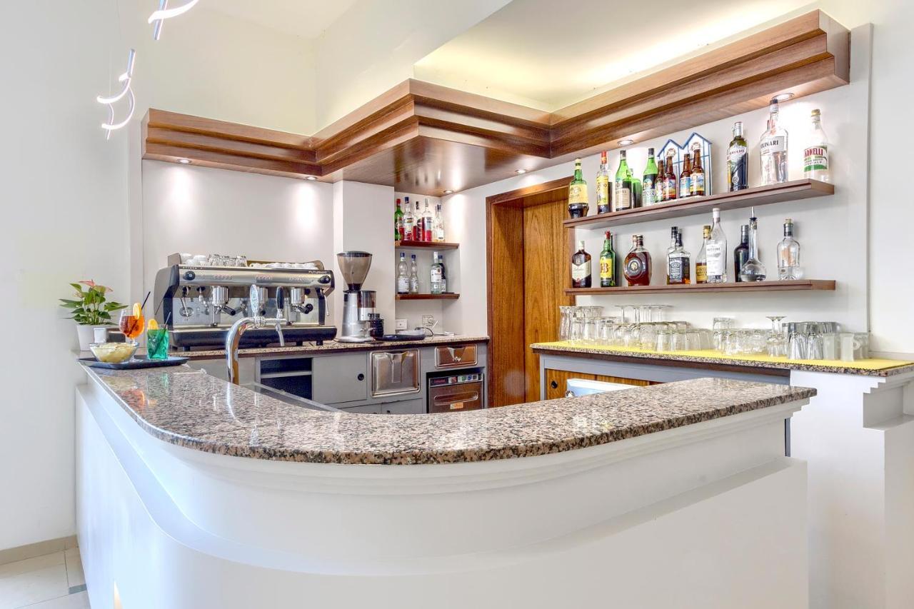 Savoia Hotel Misano Adriatico Ngoại thất bức ảnh