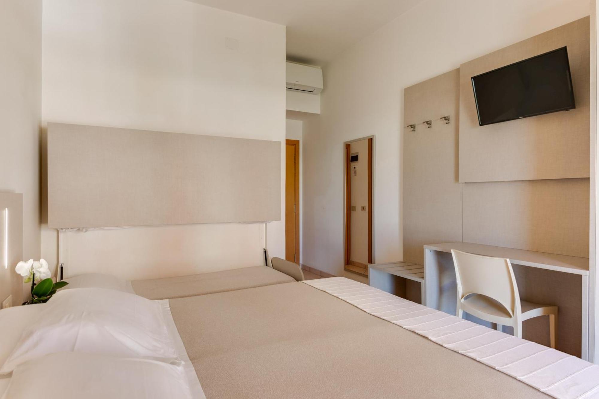 Savoia Hotel Misano Adriatico Ngoại thất bức ảnh