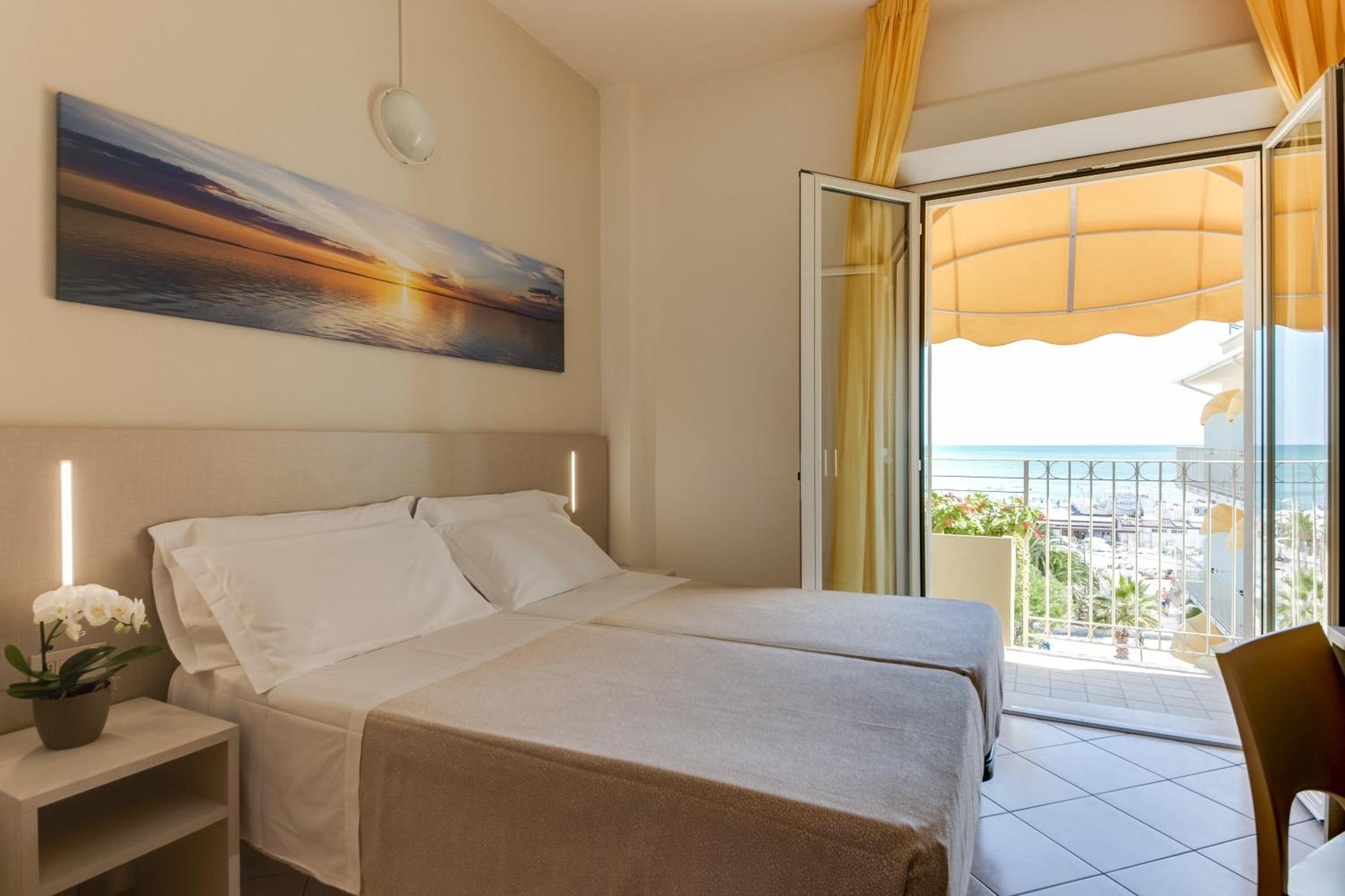 Savoia Hotel Misano Adriatico Ngoại thất bức ảnh